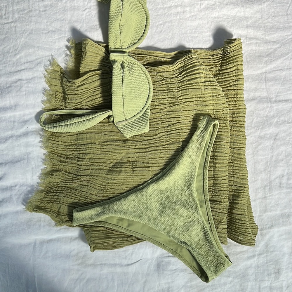 Monday Swimwear Bikini & Sarong